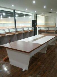 圖渝聚辦公家具廠 一站式專業定制，打造高效舒適的辦公空間